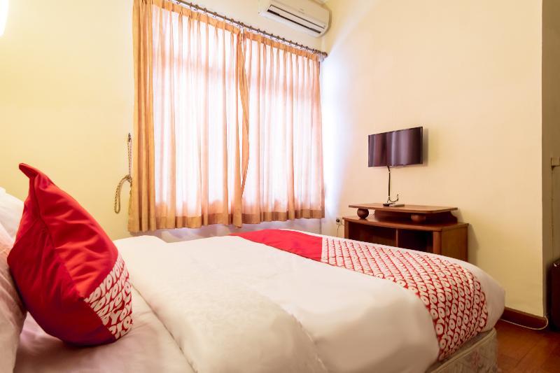 Oyo 1030 Hotel Bumi Asih Medan Kültér fotó
